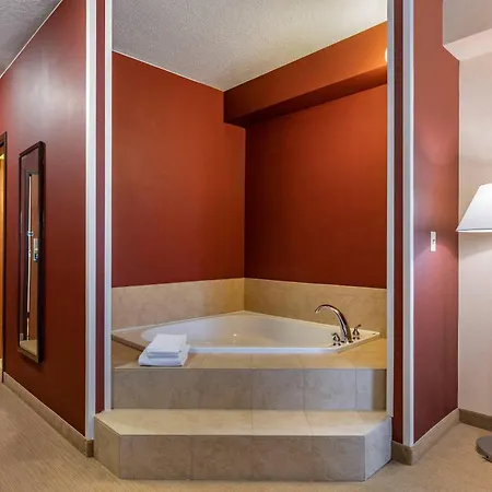 Comfort Inn & Suites Gateway To Glacier National Park-2
