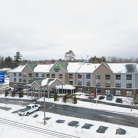 Holiday Inn Express & Suites Marquette By Ihg-2
