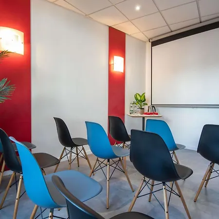 ibis Cannes Plage La Bocca-3