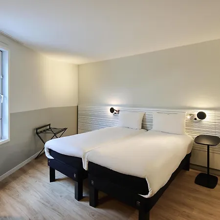 ibis Styles Paris Poissy-3