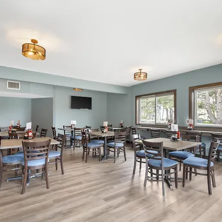 Best Western Inn At Face Rock-3