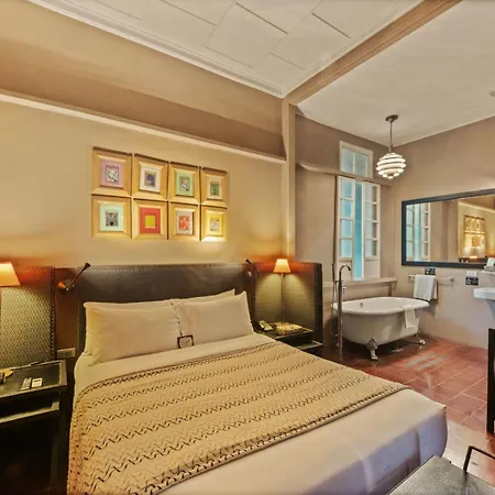 The Henry Hotel Manila-2