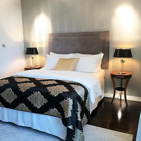 Mondrian Luxury Suites & Apartments Market Square IV-3