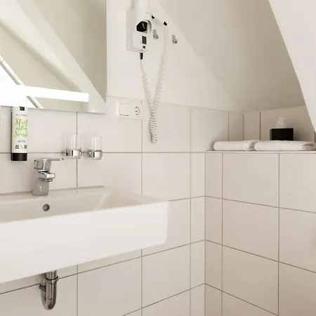 Boutique-Hotel Strandhaus Ahrenshoop-2