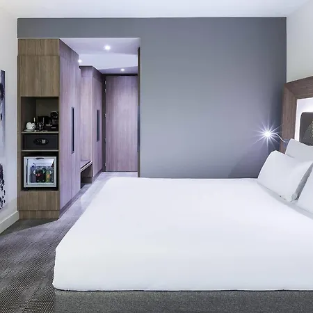 Novotel Amsterdam Schiphol Airport-3