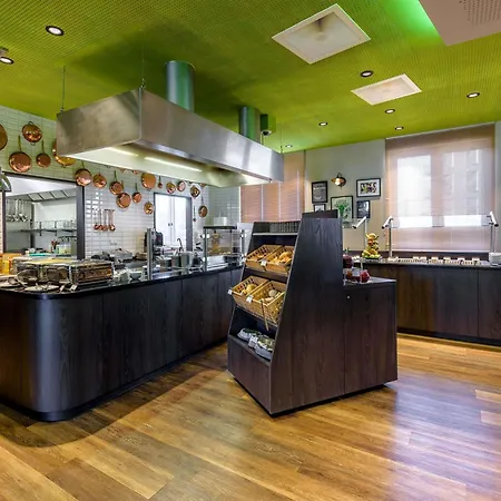 Ibis Styles Tuebingen-3