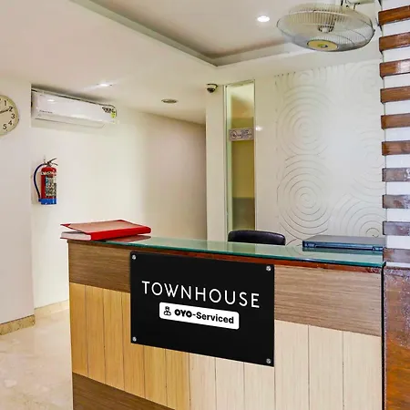 Townhouse Relax Suits A Boutique Hotel Vasundhara-2