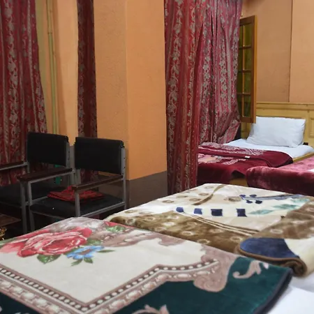 City Star Hotel, Swat-2