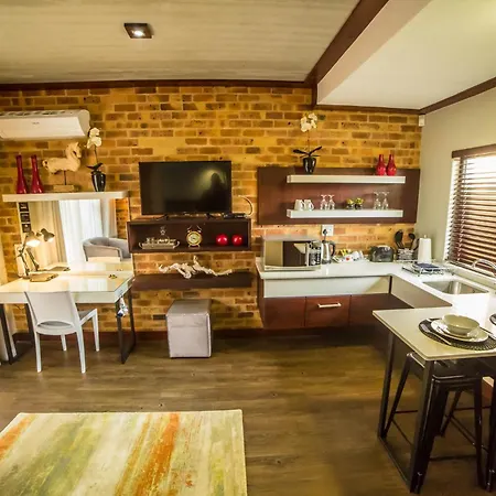 Grey Manor Guesthouse-3