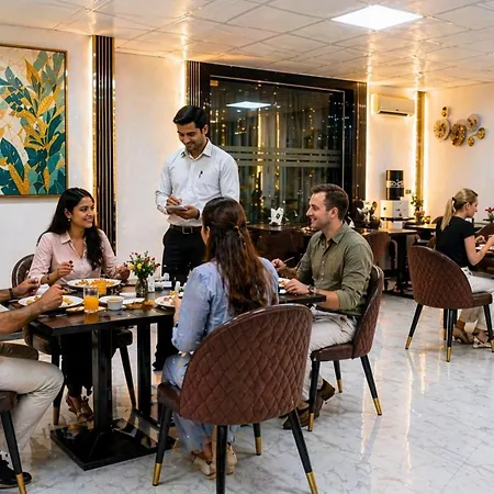 Hotel Grand Regency By Jmd Group Near Delhi Igi Airport-3