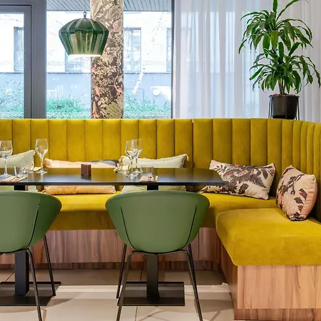 Ibis Styles Bordeaux Lac Bruges-2