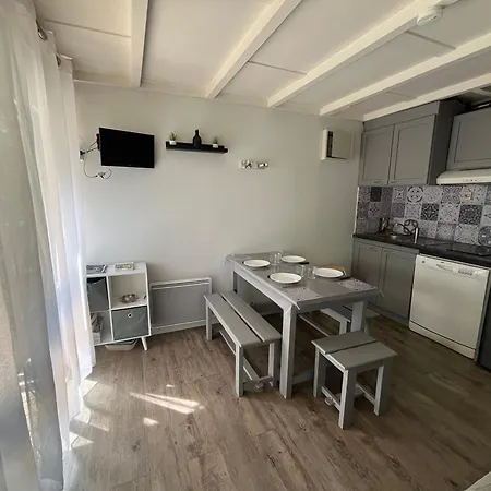 Les Cottages De Leon-2