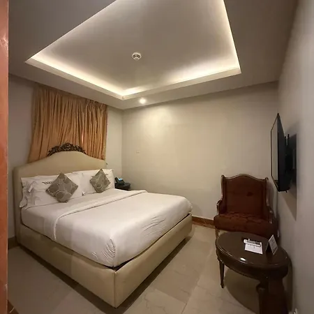 Catherine Villa-3