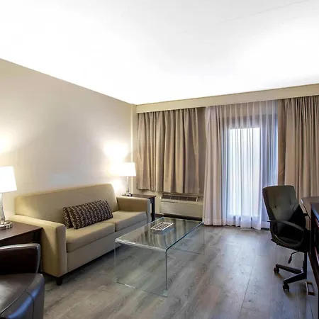 Quality Inn & Conference Centre Kingston Central-2