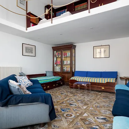 De Vivo Realty - Coco'S Apartments-2