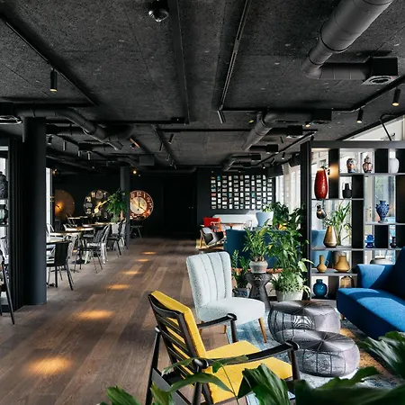 Ruby Claire Hotel Geneva By Ihg-2