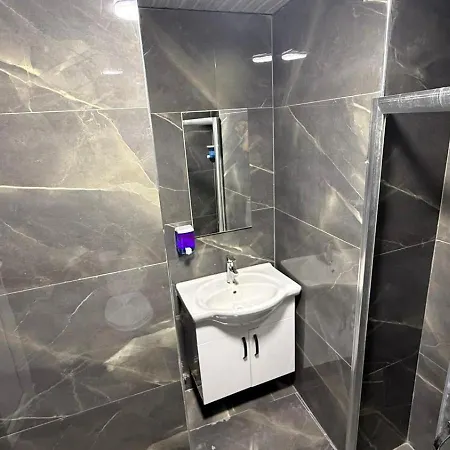 Grand Black Hotel-2