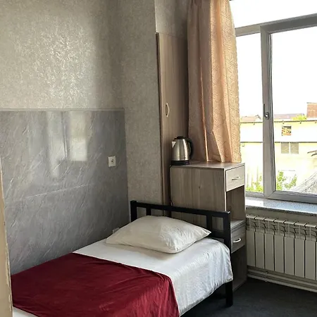 Hotel Erebuni Plaza-2