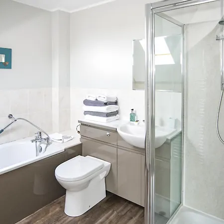 Loch Lomond Waterfront Luxury Lodges-2