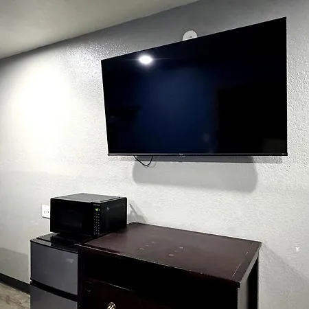 Coachman'S Inn & Suites-3