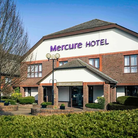 Mercure Dartford Brands Hatch Hotel & Spa-2