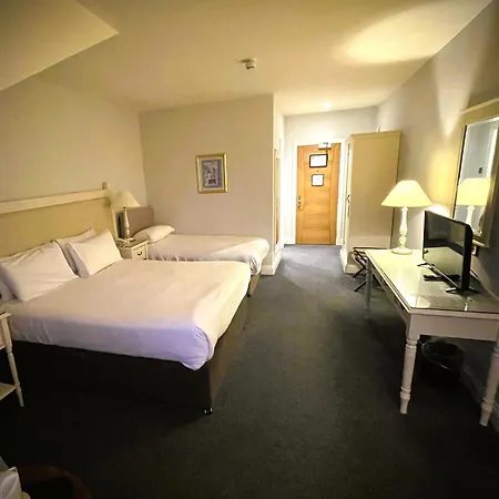 Watersedge Hotel-2