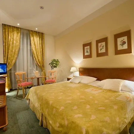 Ea Hotel Rokoko-3