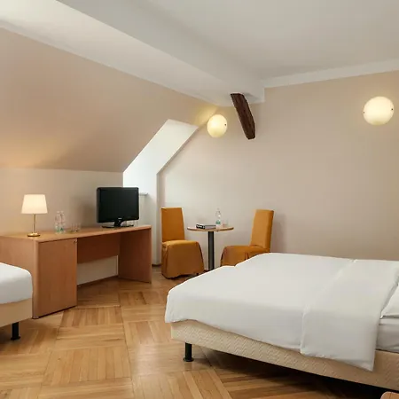 Hotel Roma Prague-3