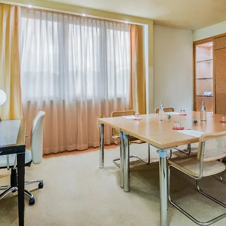 Crowne Plaza Padova By Ihg-2