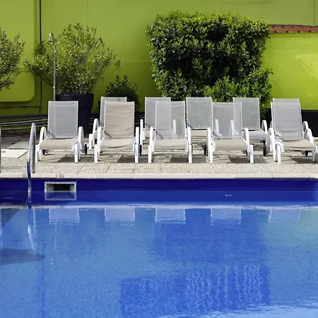 Ibis Styles Chalon Sur Saone-2