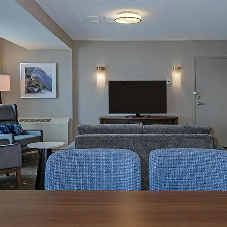 Doubletree By Hilton West Edmonton-2