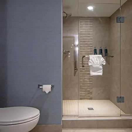 Doubletree By Hilton West Edmonton-3