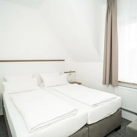 Hotel Seeschwalbe-3