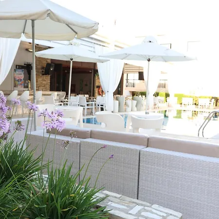 Senator Hotel Apartments - Adults Only-3