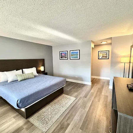 O'Hare Inn & Suites-3