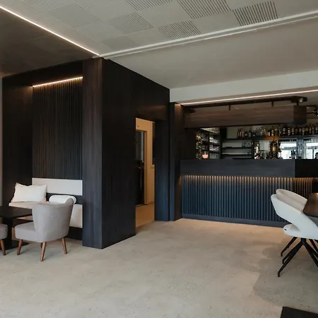 Hotel Saint-Hubert-3
