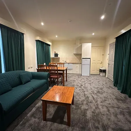 Crystal Inn-3