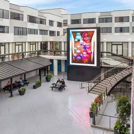 Courtyard By Marriott Fishermans Wharf-3