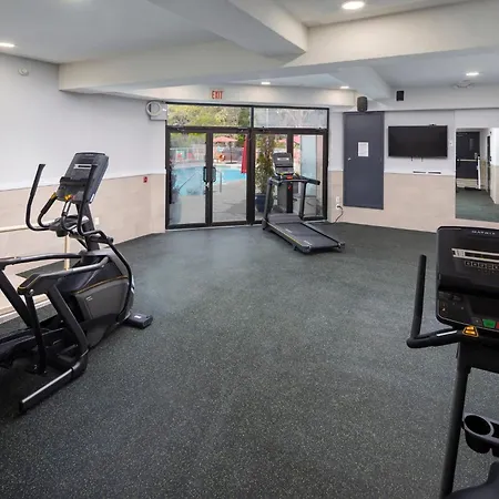 Holiday Inn Victoria - Elk Lake By Ihg-3