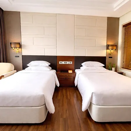 Sai Gon Ha Long Hotel-3