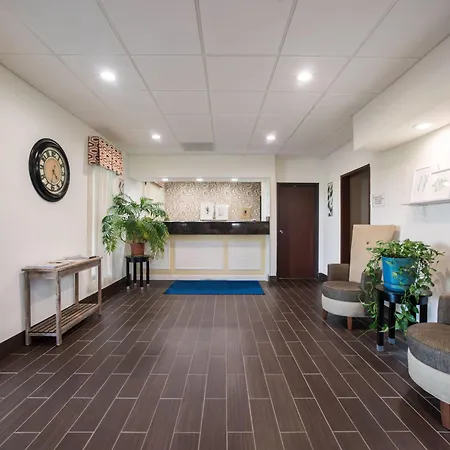Ramada By Wyndham Effingham-2