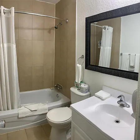 Complexe Hotelier Escoumins-2