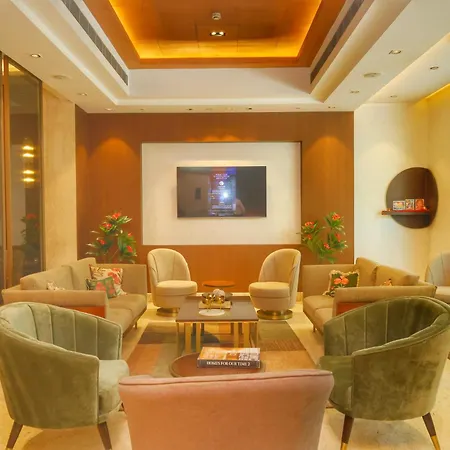 Hotel Saket 27-2