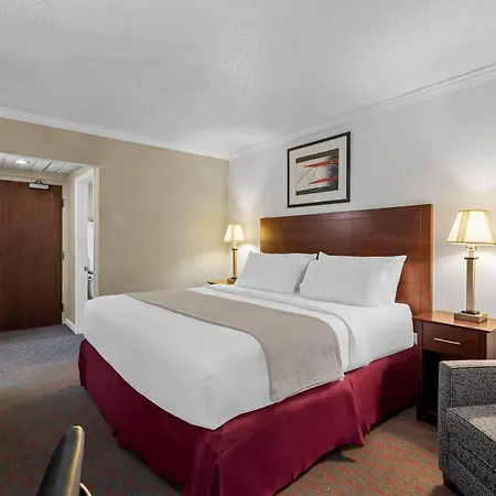 Clarion Hotel & Conference Center Lewiston-2