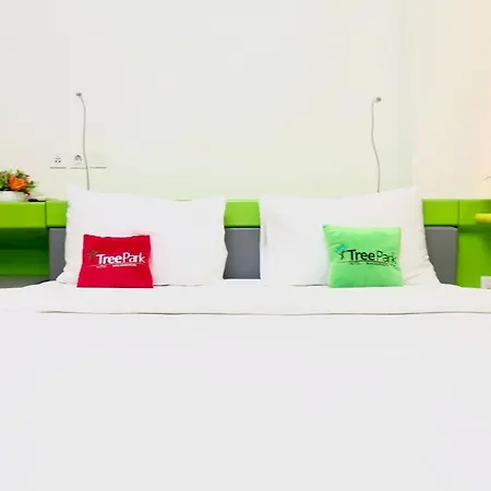 Treepark Hotel Bsd City-2