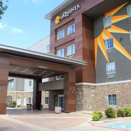 La Quinta Inn And Suites By Wyndham - Schertz-2