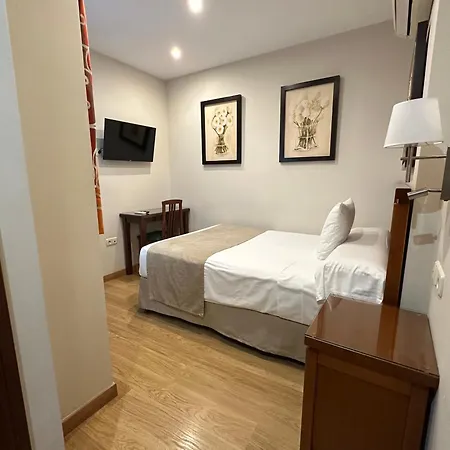 Hostal Rodri (Adults Only)-2