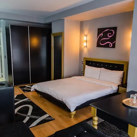 Hotel Kocibelli Pool & Spa-3