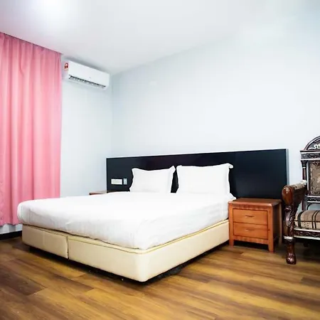 Prince Hotel-3
