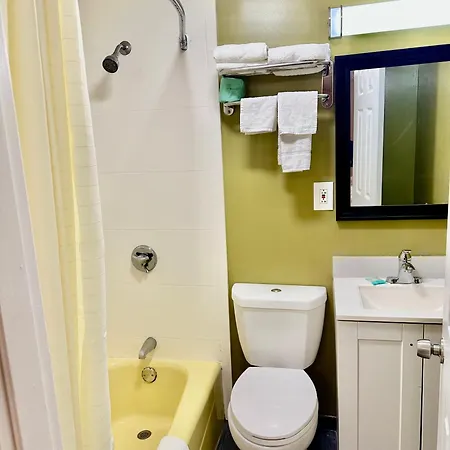 Wickford Motor Inn-2